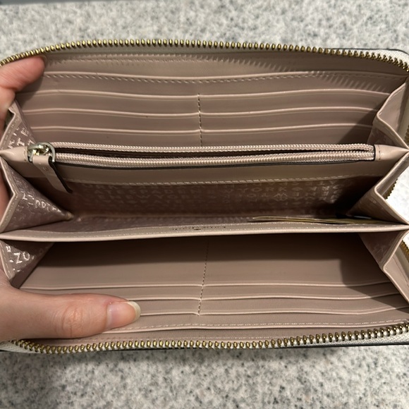 Kate Spade NY ♠️ EUC Neda Grove Street White/Cream & Tan Zipper Leather Wallet - Picture 4 of 7